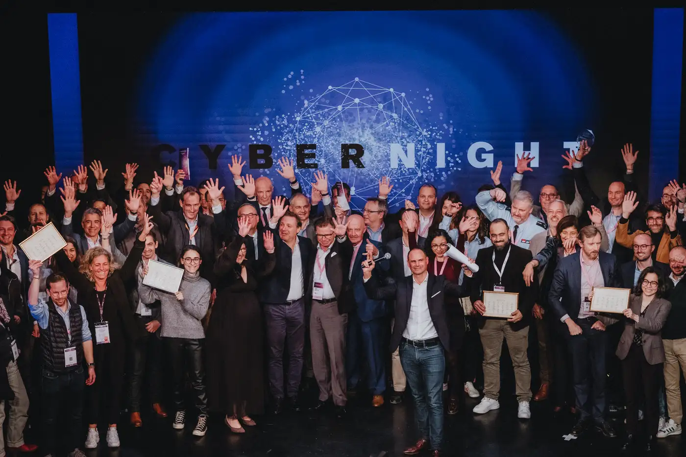 Cybernight Li-Fi - Oledcomm's Solutions Highlight