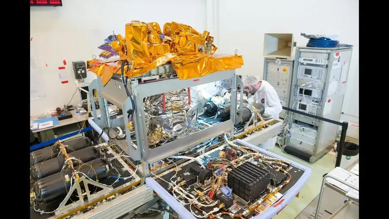 LiFi Cable replacement in satellite test facilities